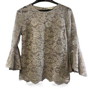 Adiva Floral Lace Bell Sleeve Blouse Women’s M